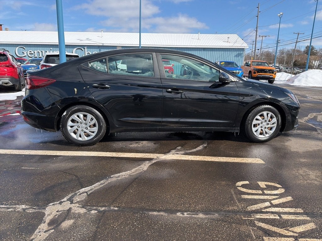 2019 Hyundai Elantra SE