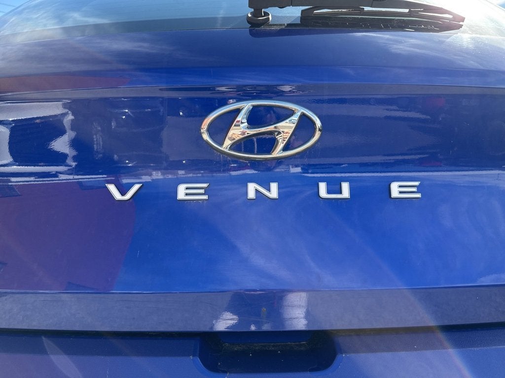 2022 Hyundai Venue SE
