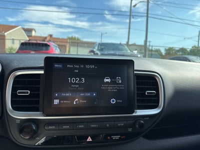 2022 Hyundai Venue SE