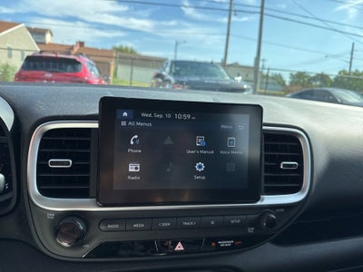 2022 Hyundai Venue SE