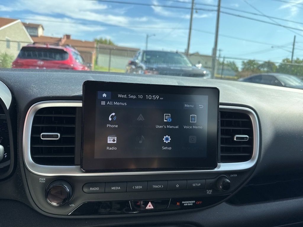 2022 Hyundai Venue SE