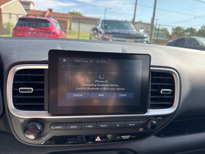 2022 Hyundai Venue SE