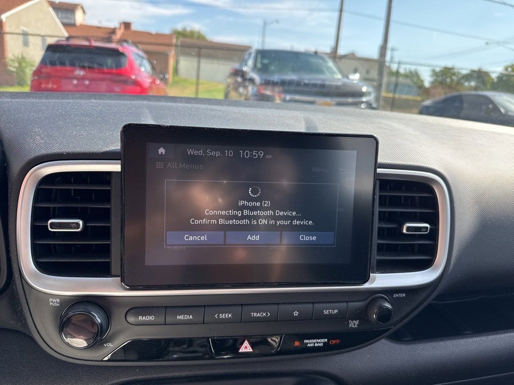 2022 Hyundai Venue SE