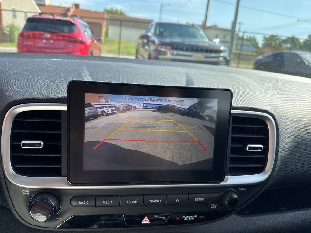 2022 Hyundai Venue SE