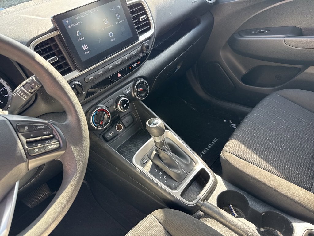 2022 Hyundai Venue SE