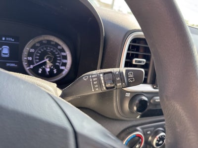 2022 Hyundai Venue SE