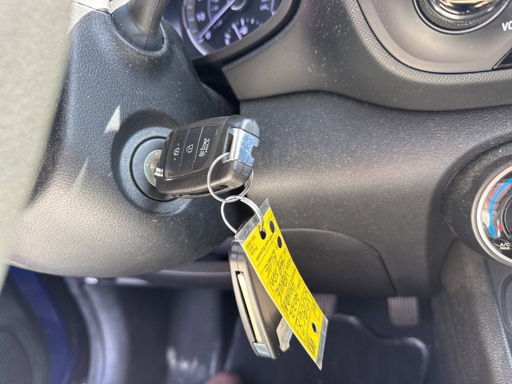 2022 Hyundai Venue SE