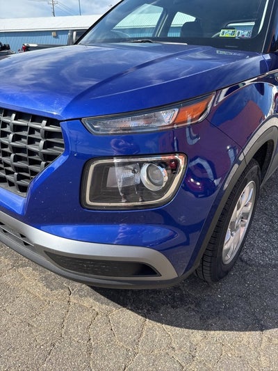 2022 Hyundai Venue SE