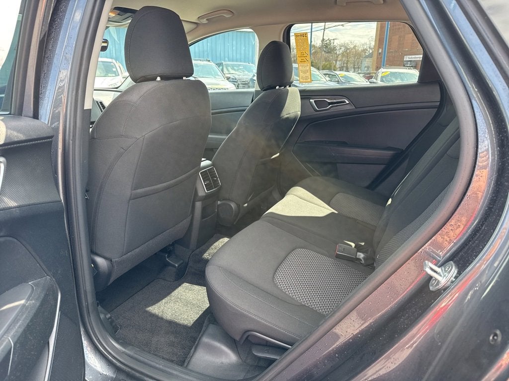 2023 Kia Sportage LX