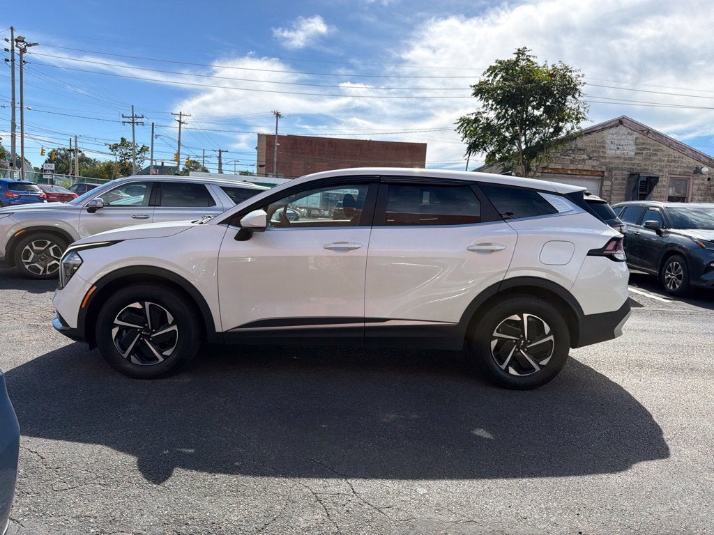 2023 Kia Sportage Hybrid LX