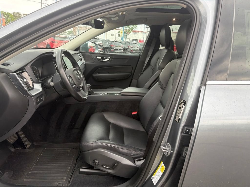 2019 Volvo XC60 Momentum