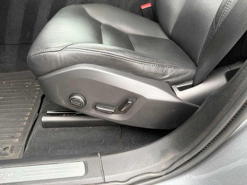 2019 Volvo XC60 Momentum