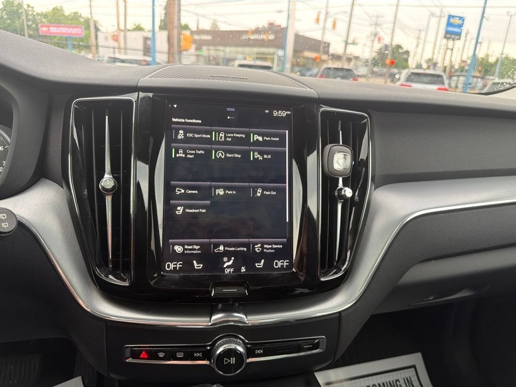 2019 Volvo XC60 Momentum