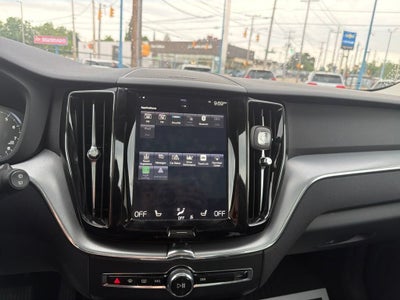 2019 Volvo XC60 Momentum