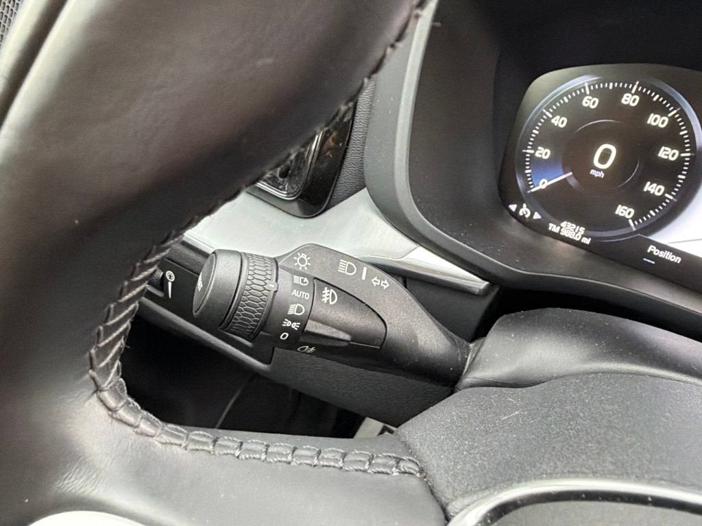 2019 Volvo XC60 Momentum