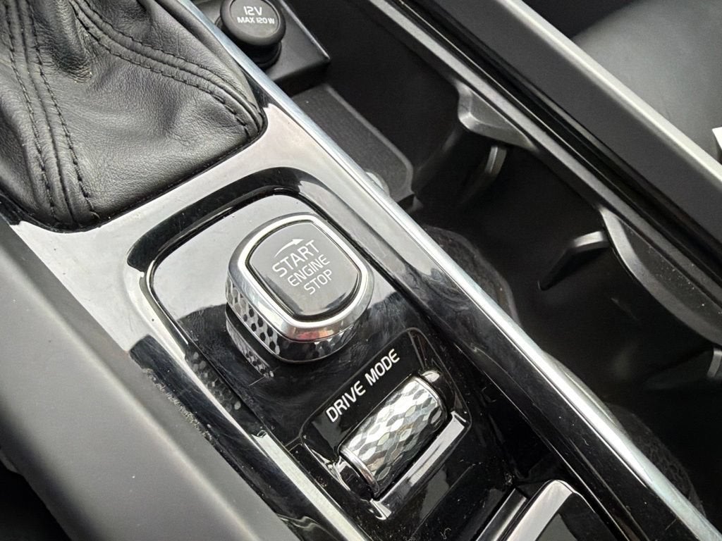 2019 Volvo XC60 Momentum