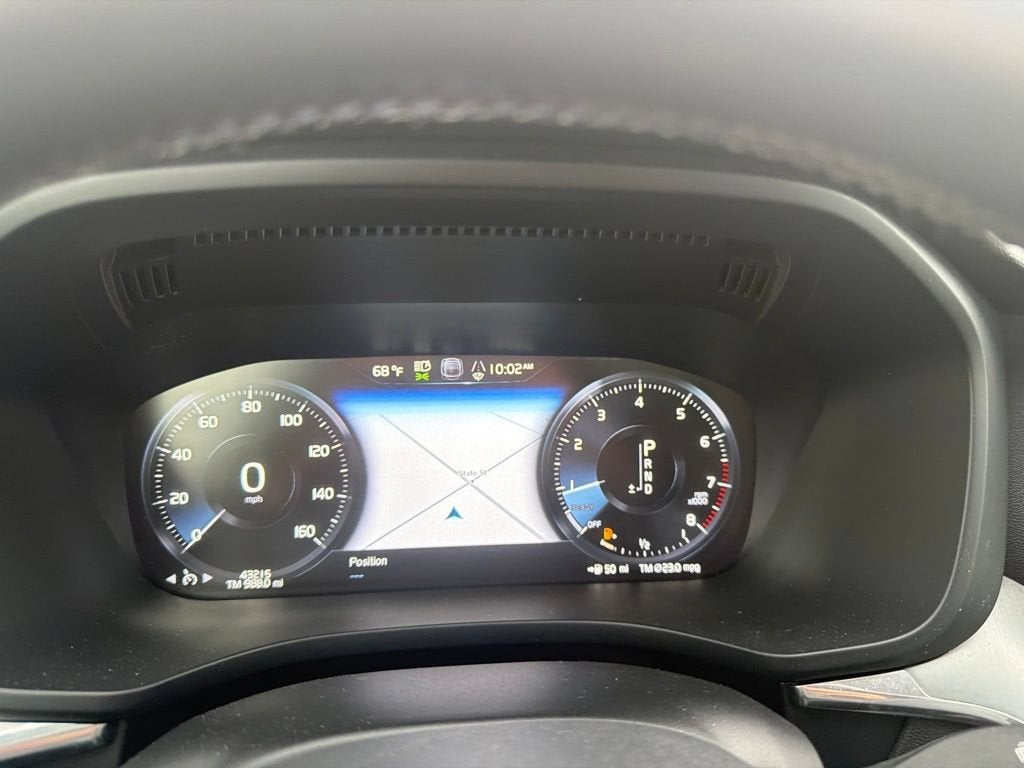 2019 Volvo XC60 Momentum