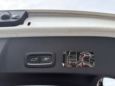2019 Volvo XC40 Momentum