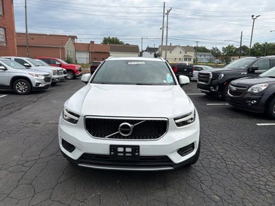 2019 Volvo XC40 Momentum