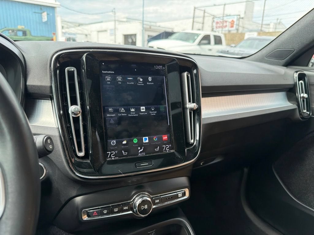 2019 Volvo XC40 Momentum