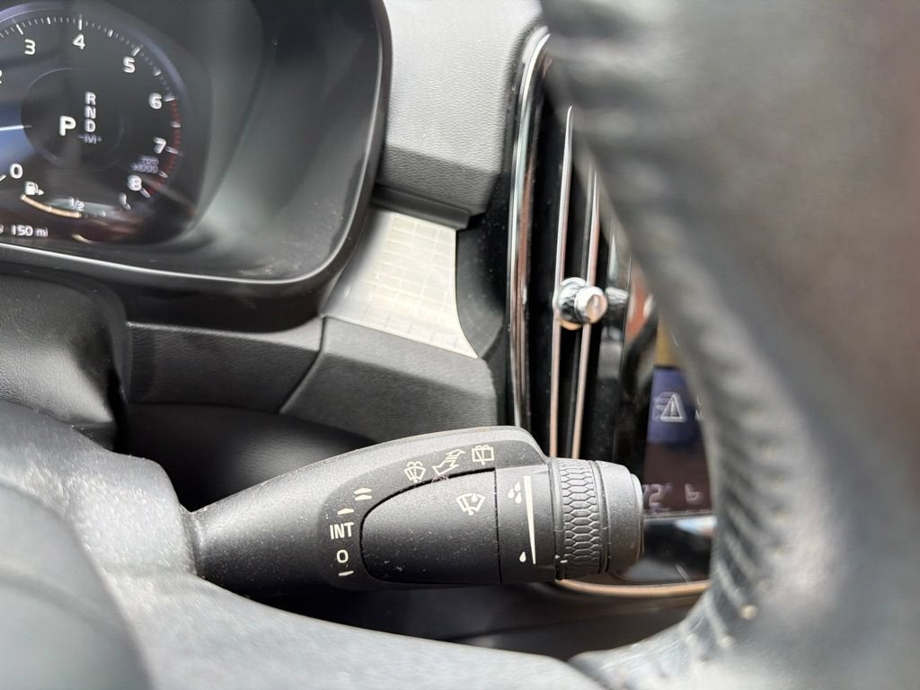 2019 Volvo XC40 Momentum