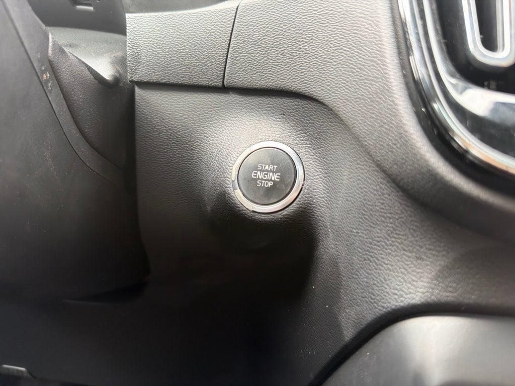 2019 Volvo XC40 Momentum