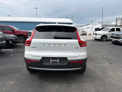2019 Volvo XC40 Momentum